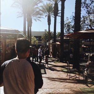 Meet your Posher, Isaac